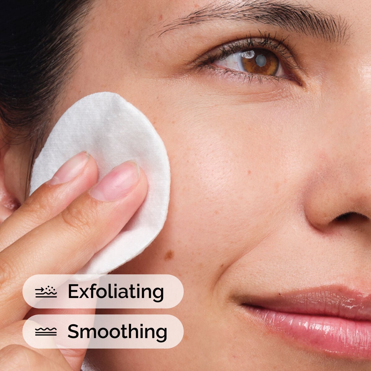 glycolic-acid-7-exfoliating-toner-f3 ord-glycolic-acid-exfoliating-toner-model-application-with-benefits.jpg